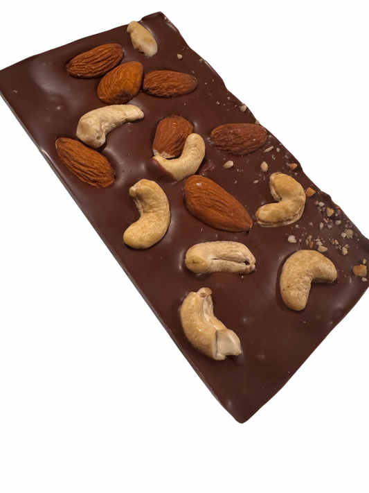 Callebaut Milk Chocolate with Almonds & Cashews – 100g